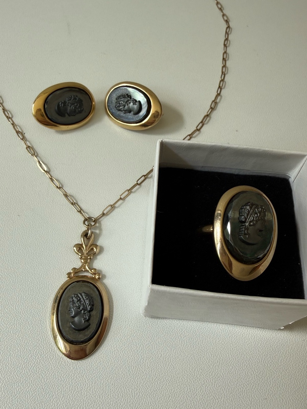 Sarah Coventry Gold-Tone Necklace with Black Cameo Pendant